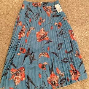 NEW WITH TAGS! NEVER WORN! Tea length skirt from Target.